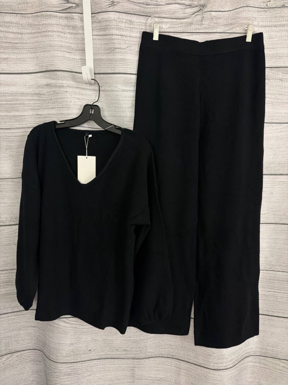 NWT Etcyynew Black Wide-Leg Pants & V-Neck Sweater Set Size L